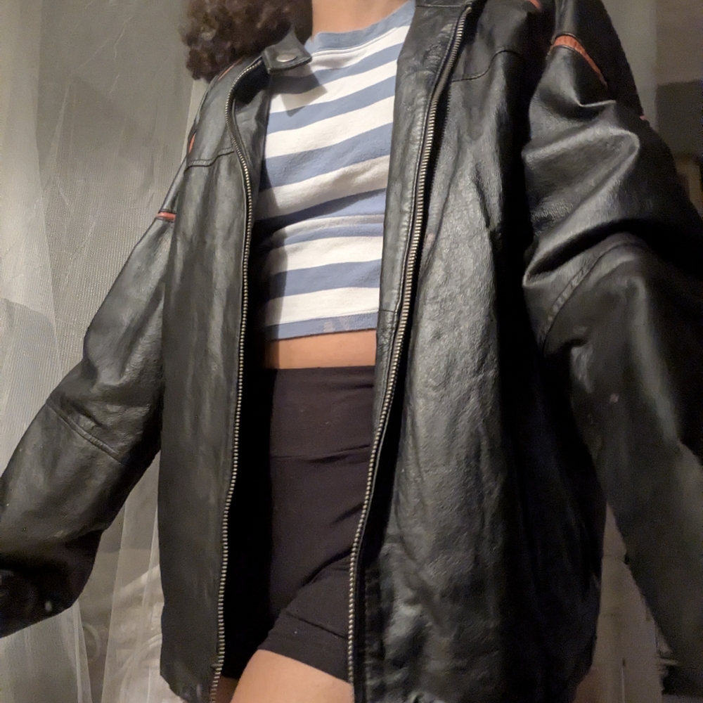 Stylish Black Leather Bomber Jacket